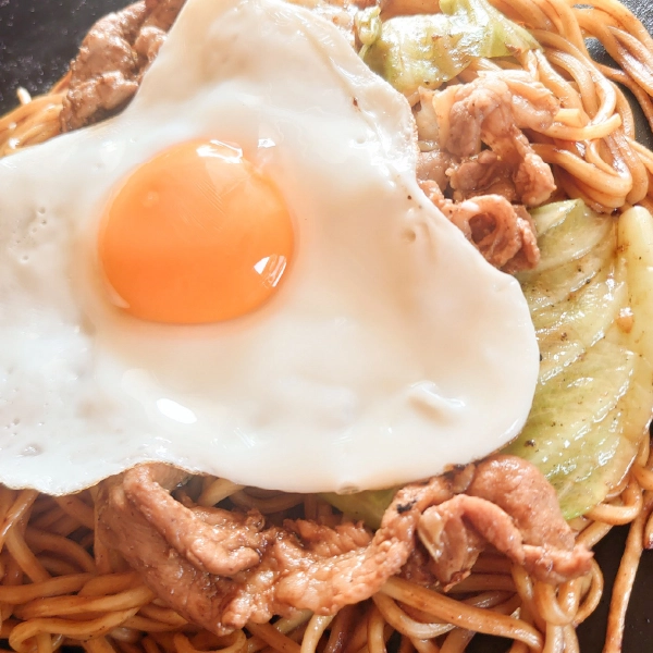 浪速肉玉焼きそば