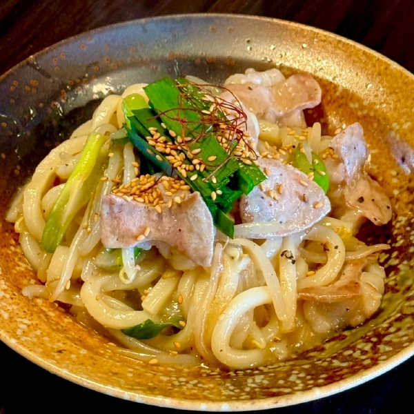 近江牛ホルモン塩焼きうどん